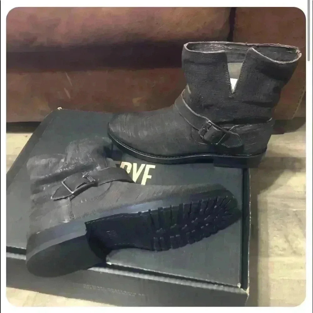 Frye Natalie Short Engineer Boot Charcoa Size 7.5 NIB. Condition is New with box